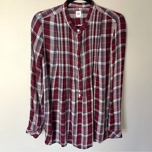 The gap red plaid top size small small
